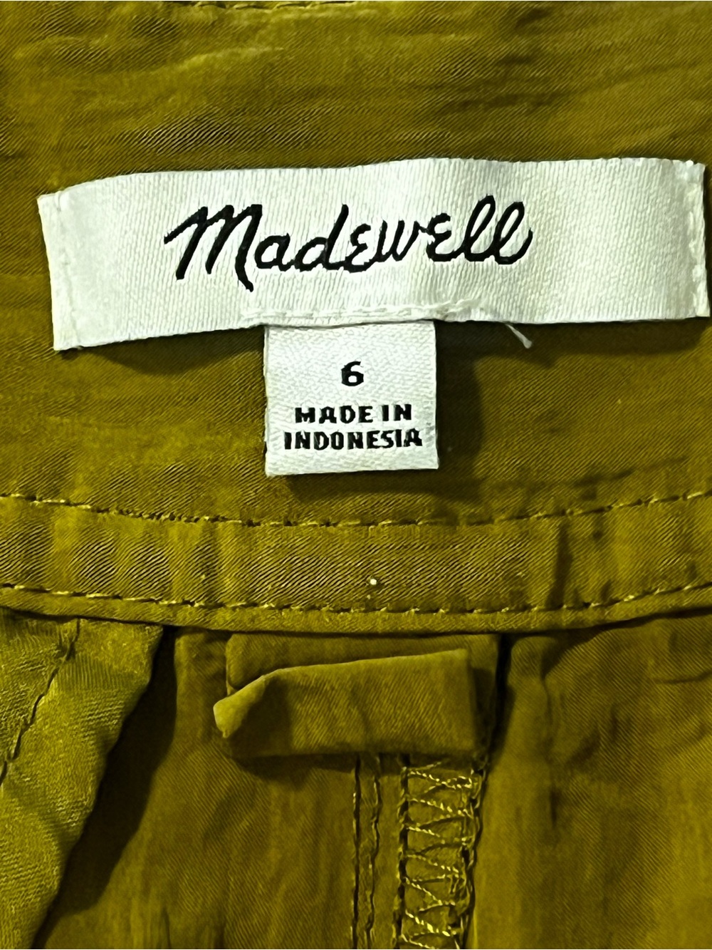 Madewell Drapey Cargo Lightweight Pleated Parachute Utility Mustard Pants Size 6 - Picture 11 of 12